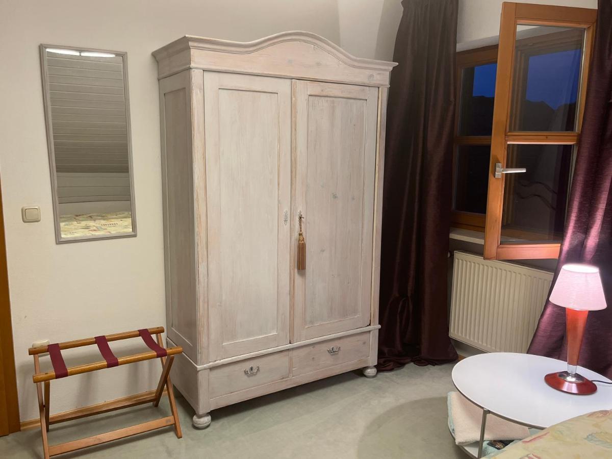 Zimmer Zum Wohlfuehlen Eching  Exterior foto